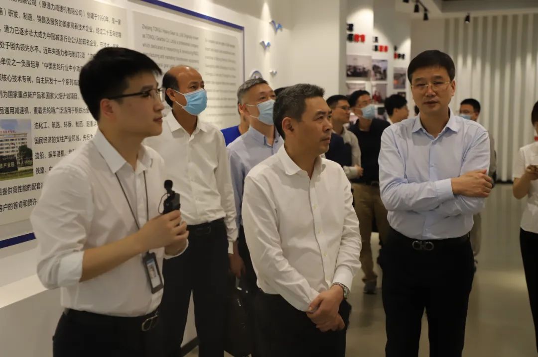 瑞安市人大常委會主任應希克一行蒞臨通力科技調(diào)研