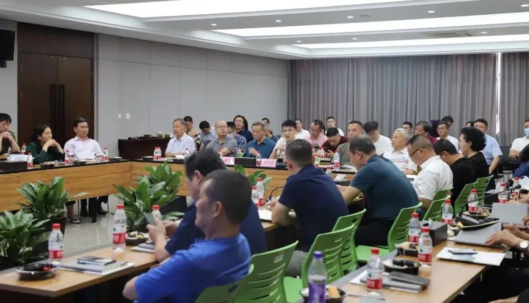 卓越企業(yè)家學習俱樂部走進通力科技參觀學習！