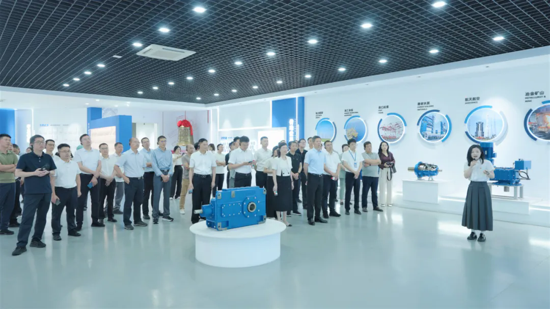 全省深化定向招工式“共富工坊”推進會代表赴通力科技開展觀摩活動